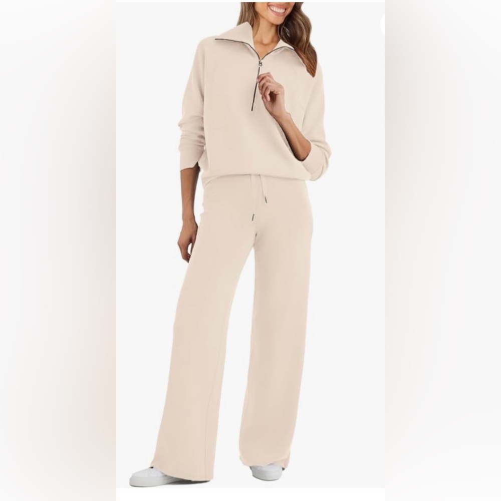 Glamaker 2 piece “Spanx like” Sweatsuit,